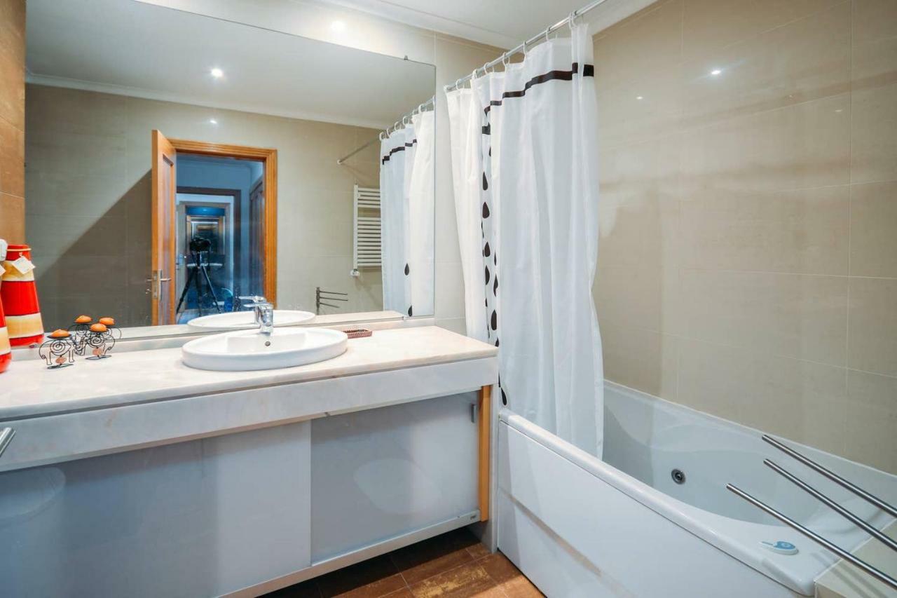 Fantastic Seaside Family Apartment With Pool Parede Esterno foto